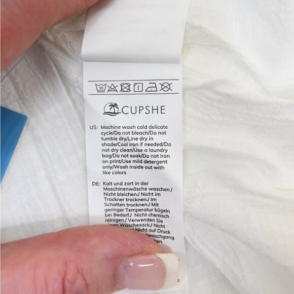 Cupshe Womens L White V-Neck & Curved Hem Button Up Cover-Up NEW - Picture 12 of 13